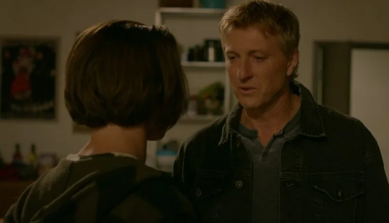 Момент из 4 серии 1 сезона