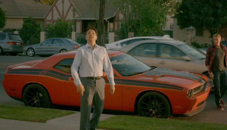 Момент из 9 серии 1 сезона