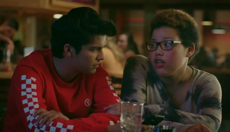 Картинка к «2 сезон 1 серия»