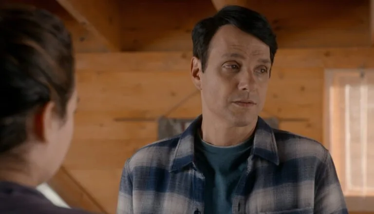 Момент из 9 серии 3 сезона