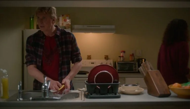 Картинка к «4 сезон 1 серия»