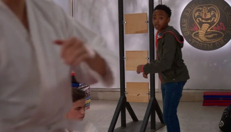 Момент из 3 серии 4 сезона