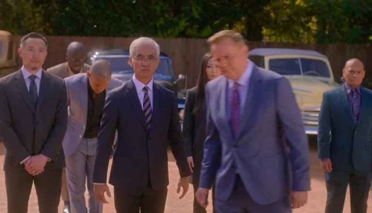 Момент из 8 серии 5 сезона